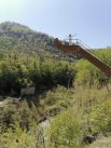 А эту смотровую площадку над ущельем соорудили местные жители, которые пробуют развивать туризм