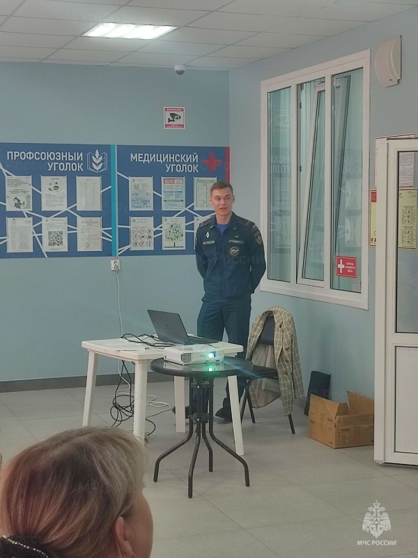 Школьникам напомнили о правилах безопасности