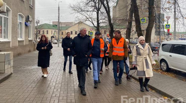 В Белгороде прошла общественная приёмка отремонтированного участка проспекта Хмельницкого