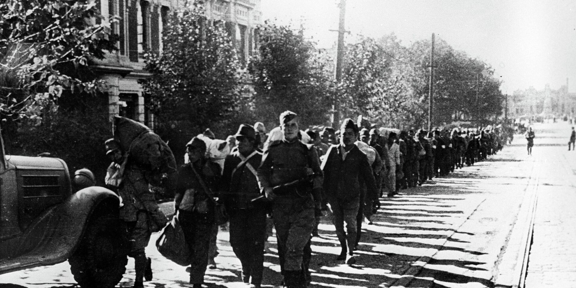 Великая Отечественная война 1941-1945 годов. Город Харбин, 1945 год. Пленные японцы на улицах города - ИноСМИ, 1920, 24.09.2025