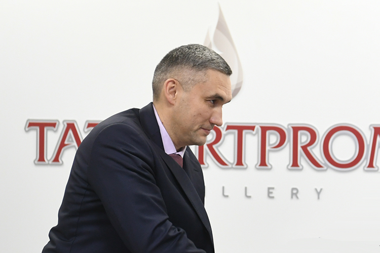 Гендиректор ТСП Руслан Максудов, по крайней мере, на первых порах сохранит свой пост