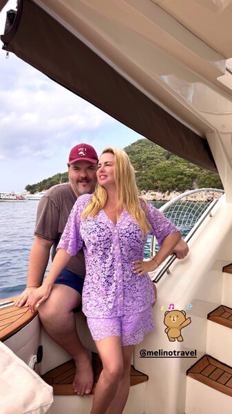 Певица Анна Семенович заявила, что проведет узкую и закрытую свадьбу