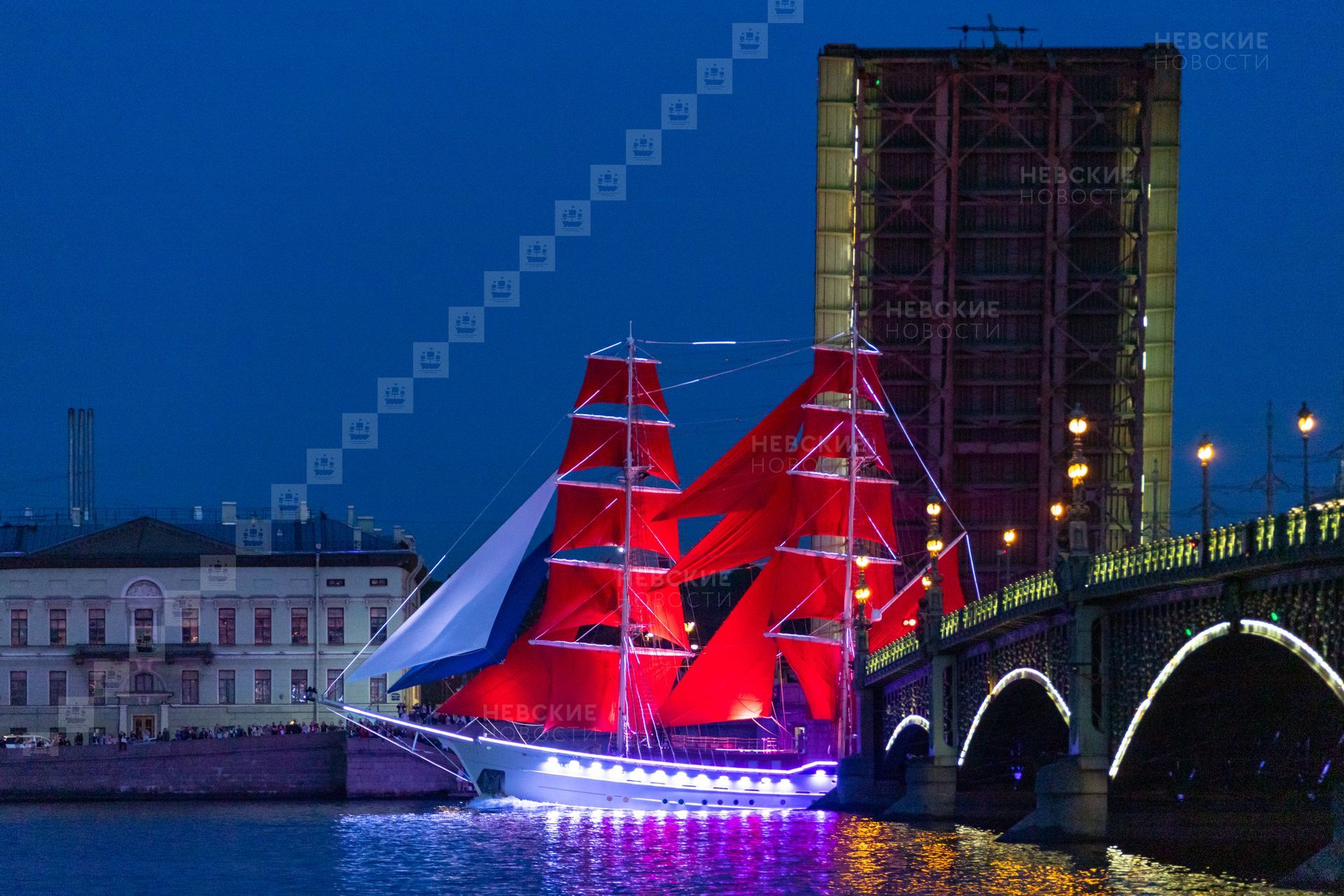 корабль алые паруса в санкт петербурге