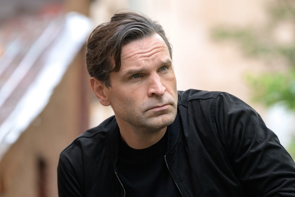 Виктор Добронравов поделился деталями нового сезона сериала «Инспектор Гаврилов»