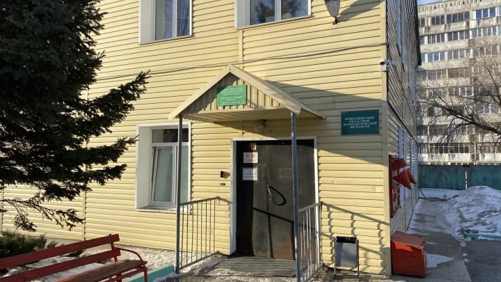 Заброшенную новосибирскую психбольницу превратят в наркологическую неотложку