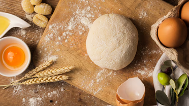 Всю жизнь вы делали это неправильно: известный шеф-повар назвал 8 самых частых и глупых ошибок при замесе теста — стала готовить с удовольствием 