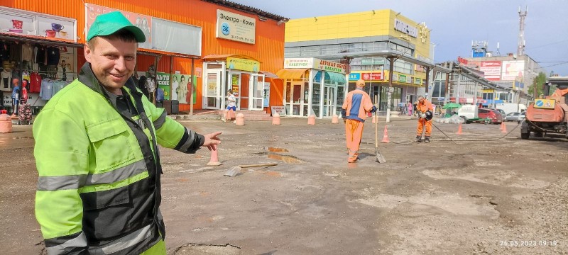 В Сыктывкаре начался ямочный ремонт ул. Огородной