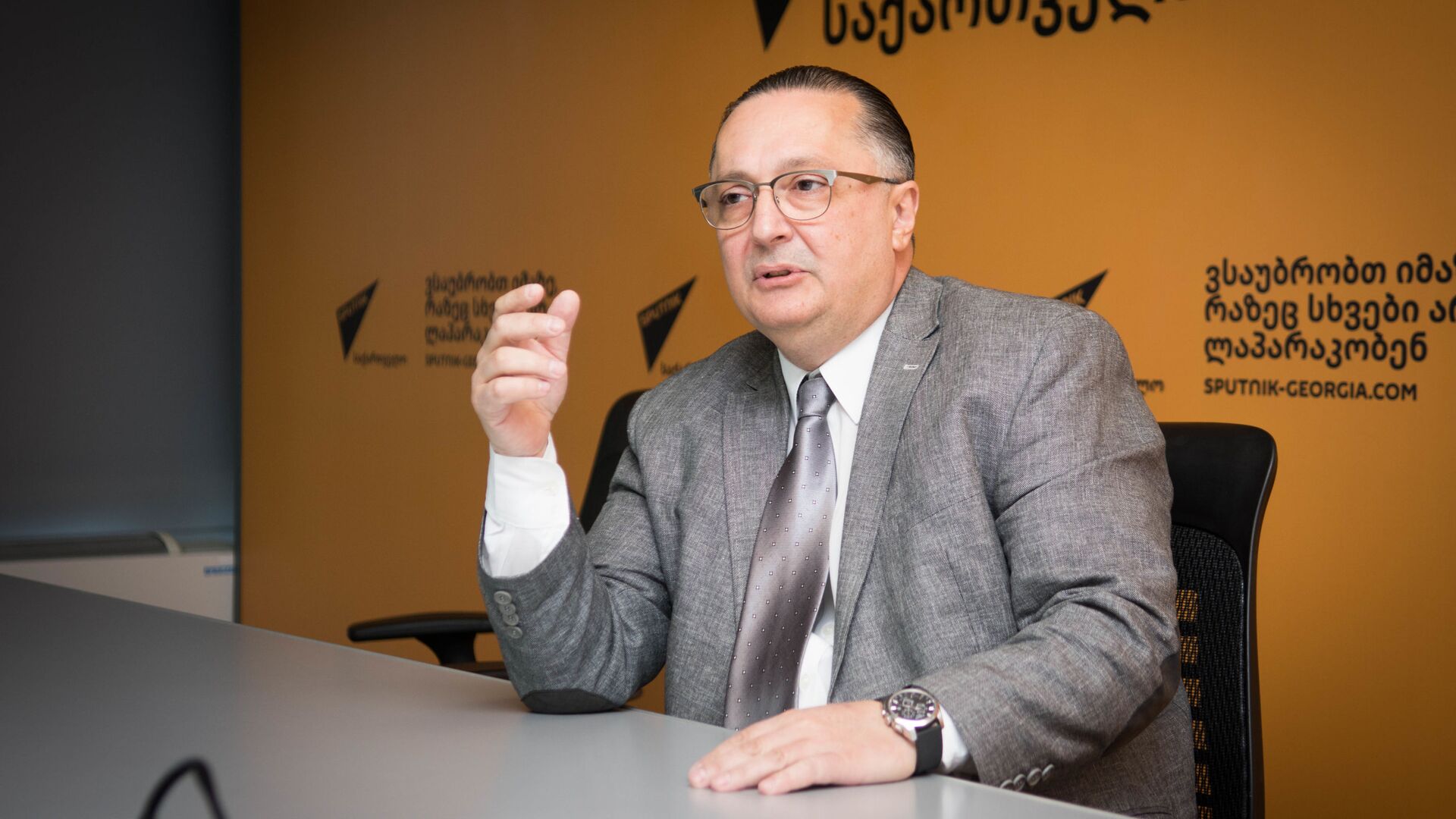 Арно Хидирбегишвили - Sputnik Грузия, 1920, 18.11.2025