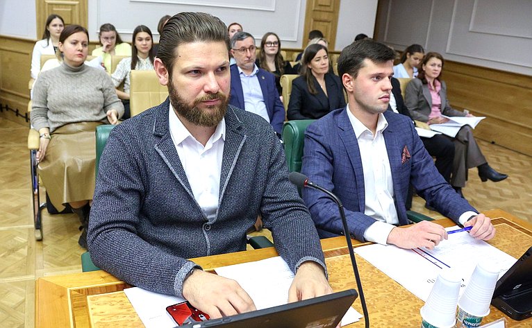 Парламентские слушания Комитета СФ по федеративному устройству, региональной политике, местному самоуправлению и делам Севера «Инновации и современные технологии в строительстве и жилищно-коммунальном хозяйстве»