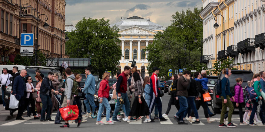 Общество сегодня. Петербуржцы. Питер в сентябре. СМИ Питера.