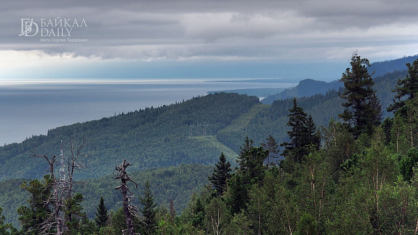 Сайт южного байкала. Озеро байкал. Экопарк южный байкал весной. Турбазы на байкале. Байкал экскурсии.