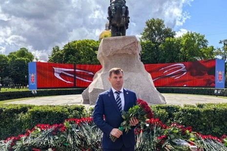 Поздравление главы Невского района Алексея Гульчука с Днём города