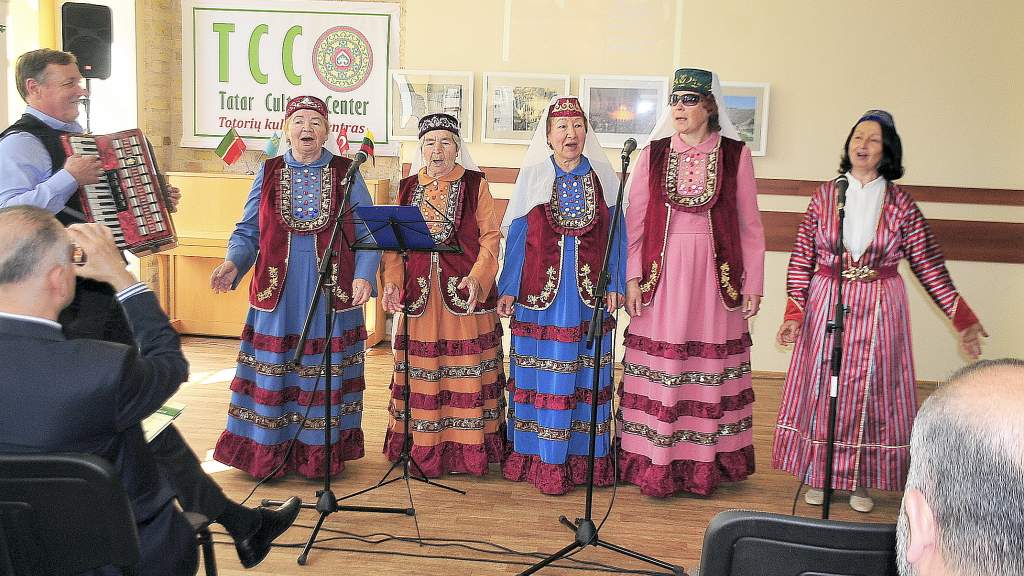 Песни о далёкой Родине