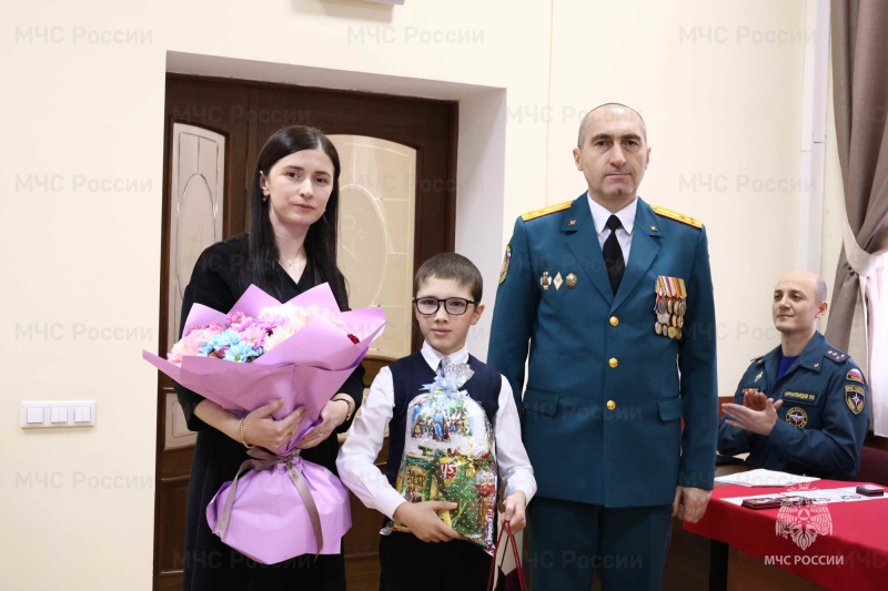 Дагестанские спасатели отметили свой профессиональный праздник