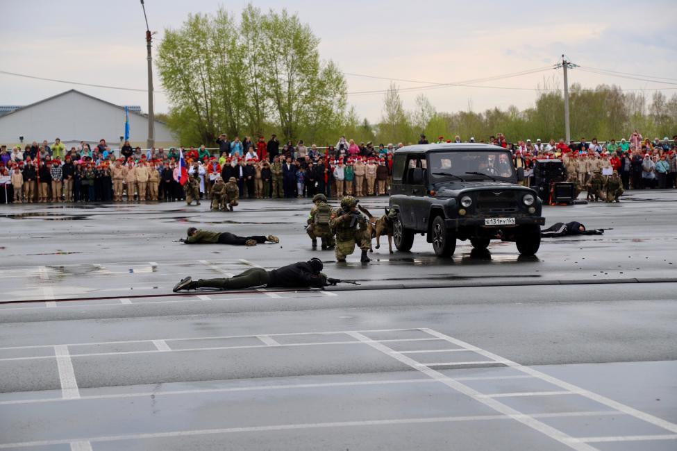 Выступление курсантов Новосибирского ордена Жукова военного института имени генерала армии И.К. Яковлева войск Национальной гвардии Российской Федерации