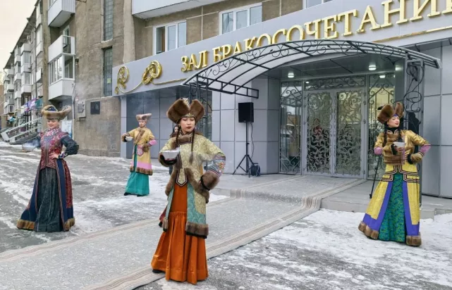 Начальник Управления Минюста России по Республике Хакасия принял участие в церемонии открытия Зала бракосочетаний
