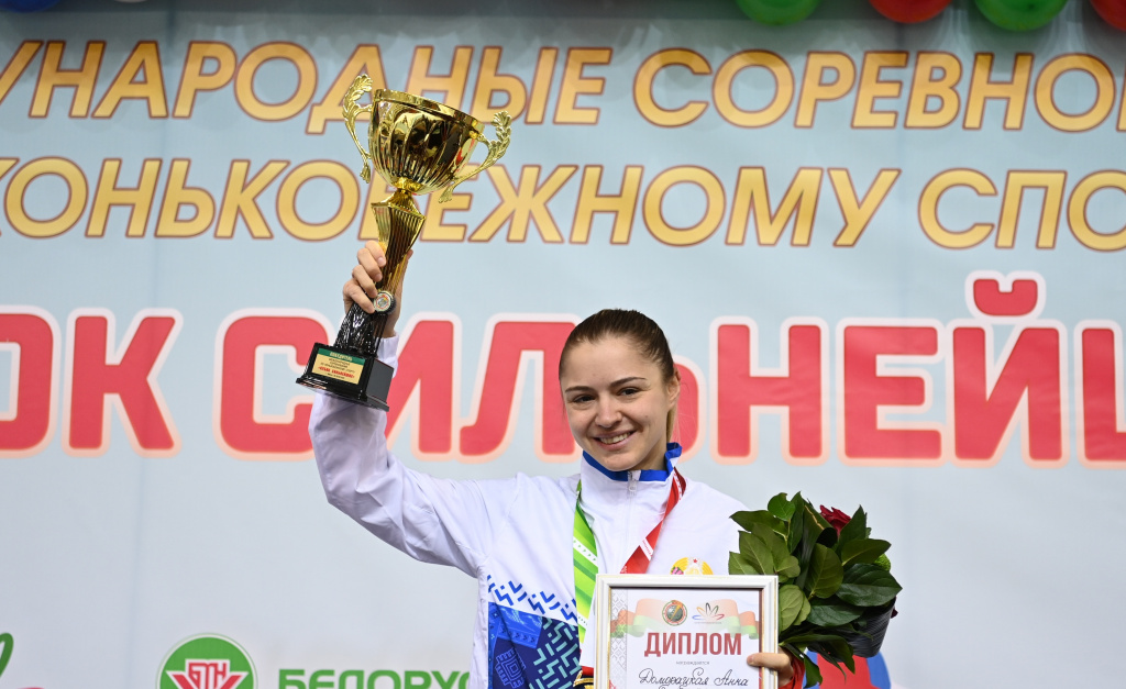 Белорусские конькобежцы завоевали 11 наград на Кубке сильнейших в 