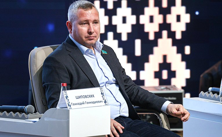 Встреча с молодежным активом