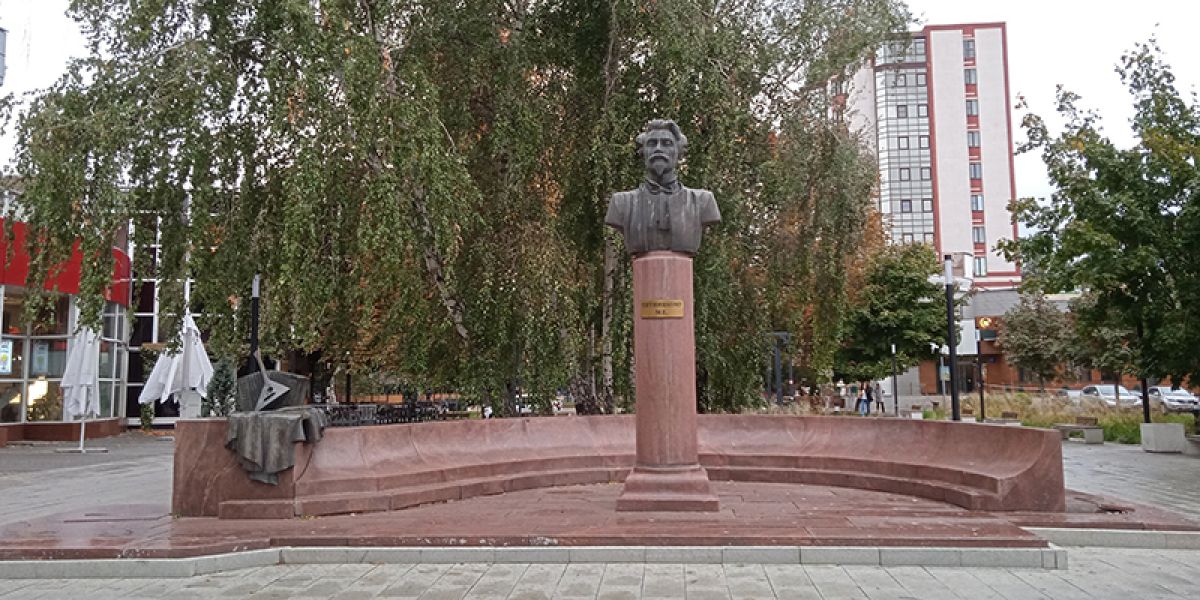 Памятник Пятницкому в Воронеже в ближайшие годы ждет ремонт