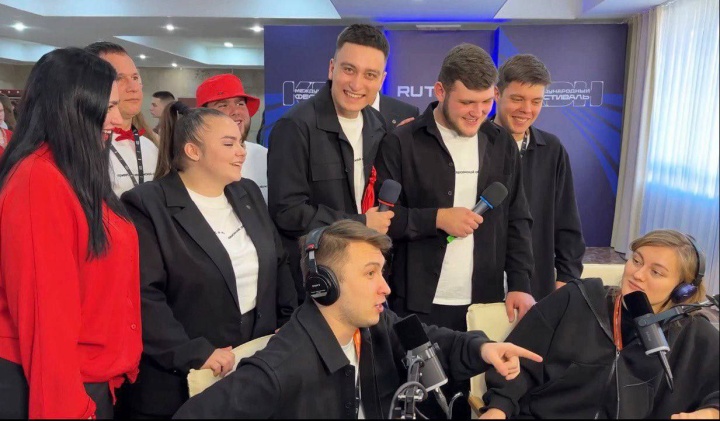 Команда Херсонской области «Еноты двух морей» вышла в Центральную лигу Международного союза КВН по итогам фестиваля в Сочи