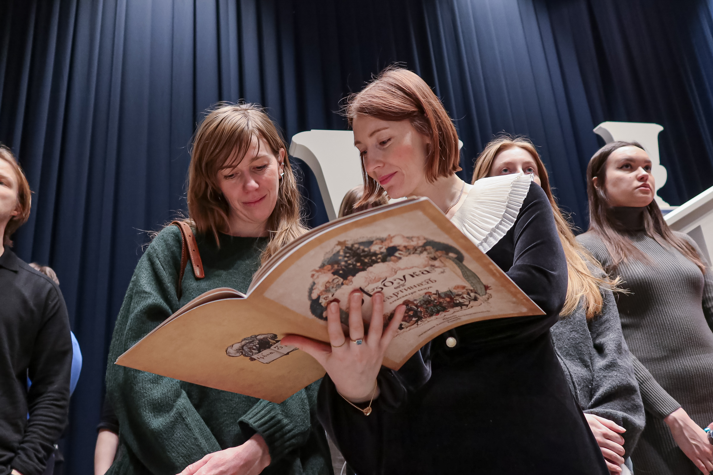 ЦВЗ «Манеж» открыл двери в мир династии Бенуа4