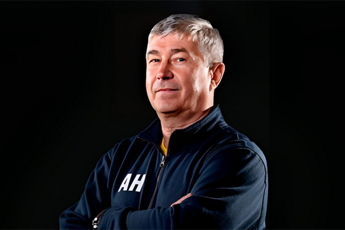 Хабаровский «СКА-Нефтяник» представил нового главного тренера