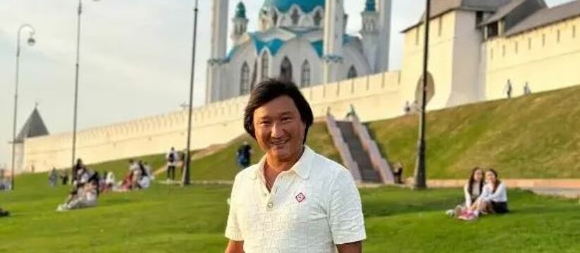 Духовное управление мусульман РТ осудило танцы блогера Азамата Айталиева на фоне мечети «Кул Шариф» и назвало их неприемлемыми