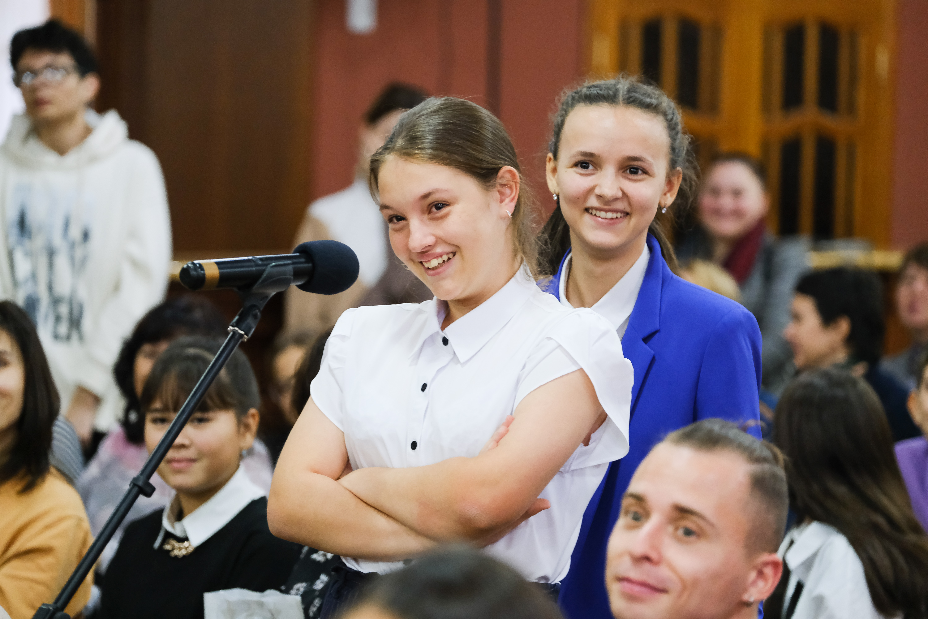 Учителя страны. Школа для одаренных детей. Школа одаренных родителей. Талантливая молодежь Кыргызстана. СОШ 49 Астрахань учителя.