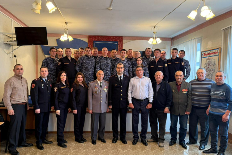 В Нефтекамске прошло торжественное собрание, посвященное Дню вневедомственной охраны Росгвардии