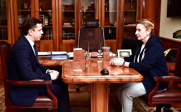 Встреча заместителя Председателя СФ Инны Святенко с Губернатором Орловской области Андреем Клычковым