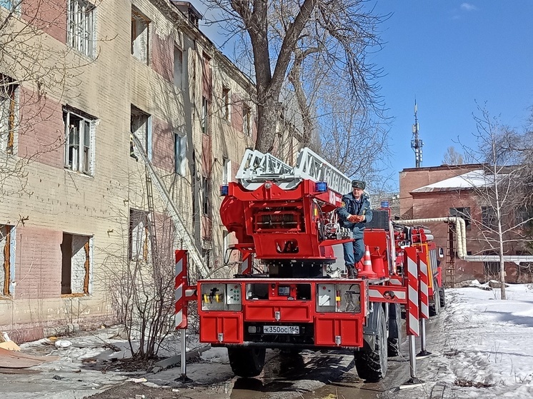 10 пожаров потушено за сутки в Саратовской области