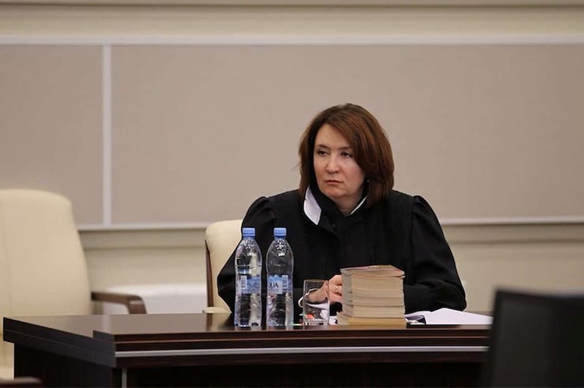 Адвокат находящейся в розыске экс-судьи Хахалевой раскрыл ее адрес в Грузии