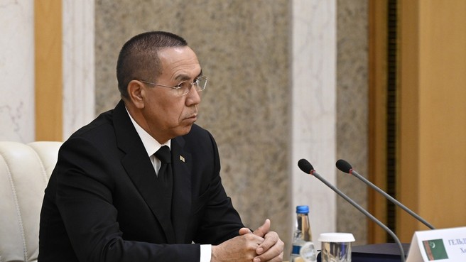 Заместитель Председателя Кабинета министров Туркменистана Ходжамурат Гельдымурадов на заседании Совета глав правительств СНГ в узком составе