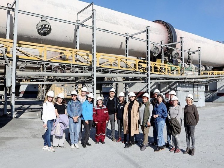 Победители «Сибирь.ПРО» посетили ведущее предприятие цементной отрасли Сибири