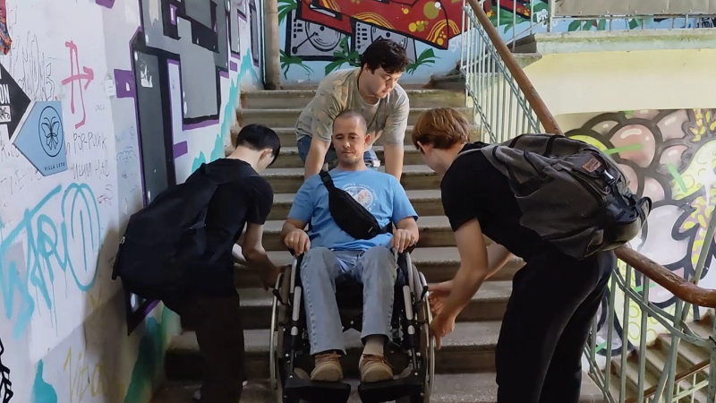 лес коляска.png