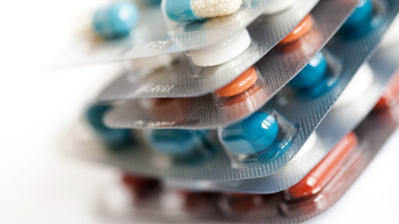 На фармацевтическом заводе в Петербурге планируют производство препаратов на экспорт в другие страны 