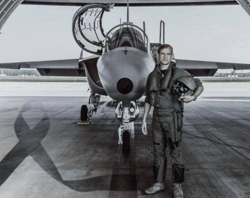 Рекой огня обернулся пилотаж ВВС Польши в Гдыне: от самолёта М346 — горстка пепла (ФОТО, ВИДЕО) | Русская весна