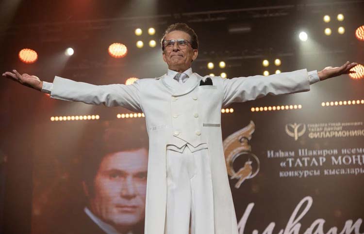 «Фатих Саубанович говорил, что тот, кто Яхина не поет, кто не поет «Кара урман», «Уел», не певец. А я и «Уел» пою, и «Кара урман», и Яхина»