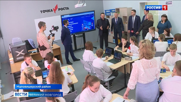 Губернатор Андрей Никитин посетил предприятия и образовательные учреждения Маловишерского района