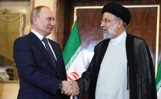 Встреча Президента России Владимира Путина с Президентом Исламской Республики Иран Сейедом Эбрахимом Раиси