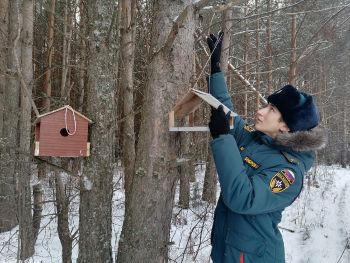 Уральский институт ГПС МЧС России поздравляет волонтеров с Днем добровольца