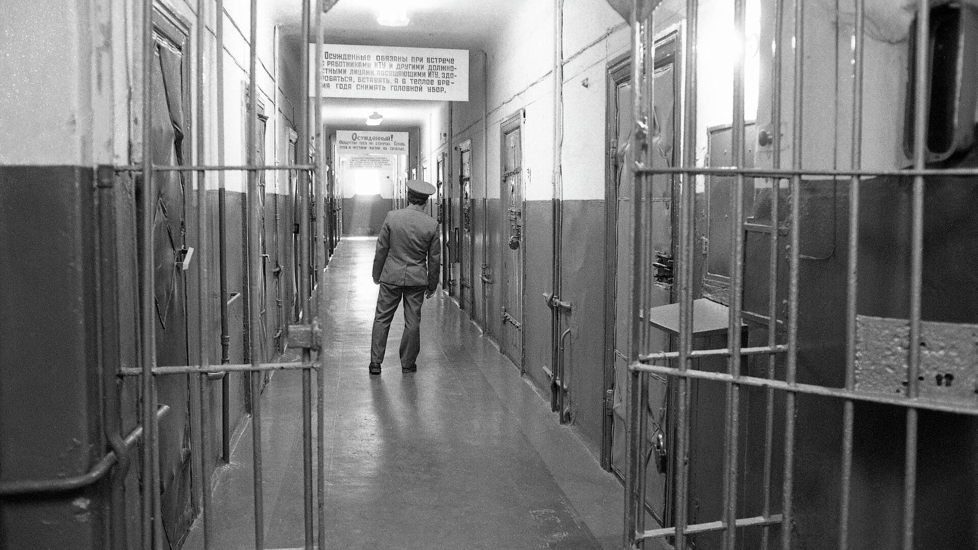 Обвиняемому в поставках 