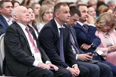 Андрей Воробьев открыл VI Съезд педиатров Подмосковья