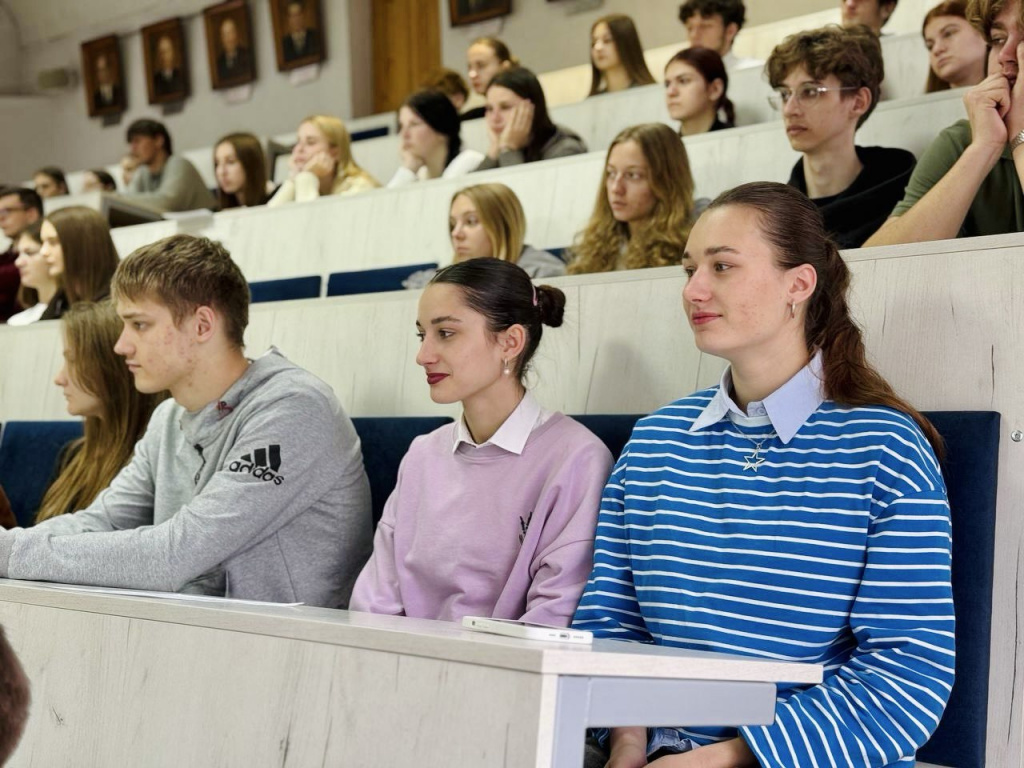 Студенты Брест_2025-11-19_09-32-36.jpg