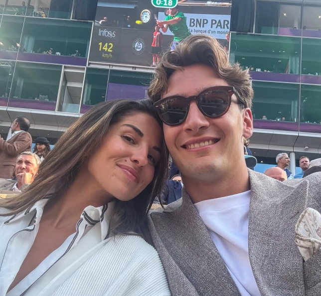 Джордж Рассел с подругой на финале French Open в Париже, фото из социальных сетей