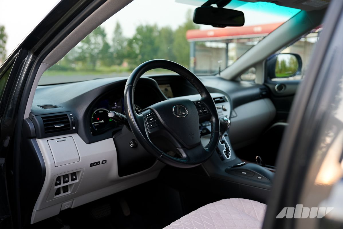 Когда премиум не спасает от коррозии: мнение владелицы Lexus RX 450h