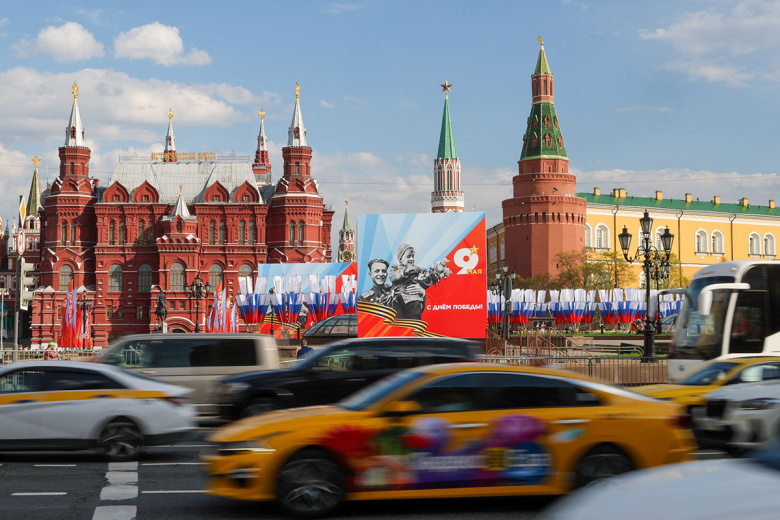 Оформление к празднованию Дня Победы на Манежной площади в Москве
