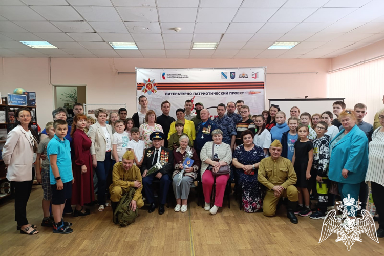 В Курске в региональном Управлении Росгвардии прошли мероприятия, посвященные Дню памяти и скорби 