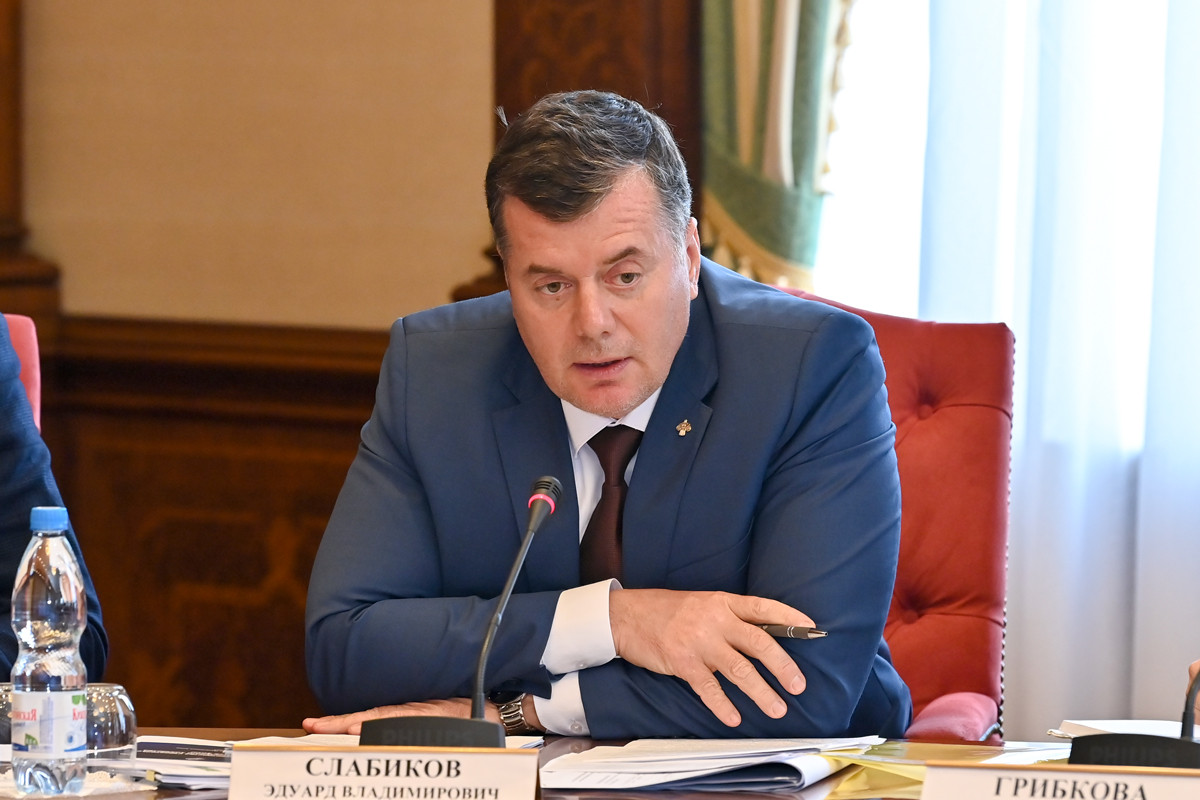 Изображение новости "«Нужно заканчивать эту историю»: Ростислав Гольдштейн потребовал реалистичную смету для реконструкции набережной в Сыктывкаре"