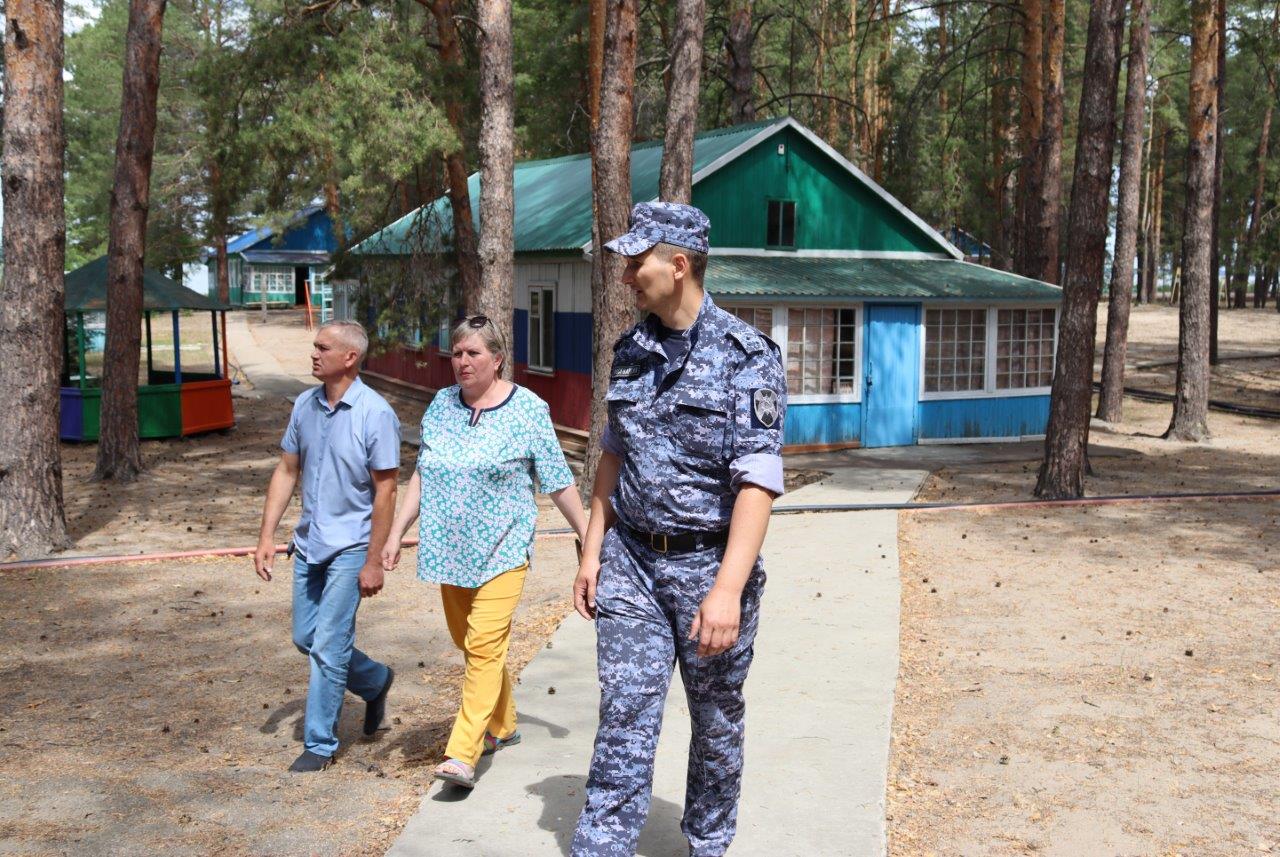 Конкурс рисунков лето в лагере